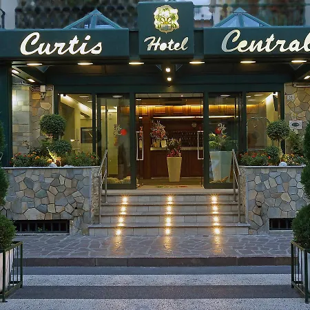 Hotel Curtis 3*