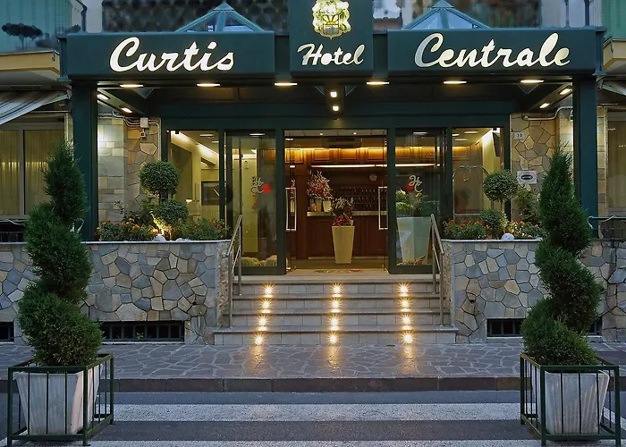 Hotel Curtis 3*