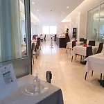 Curtis 호텔 3*
