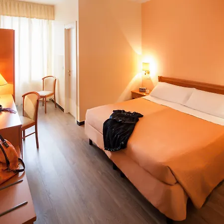 Curtis Алассіо